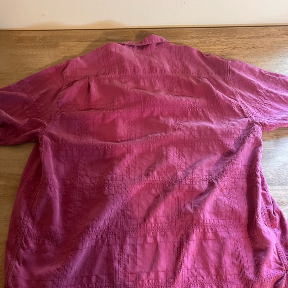 Tommy Bahama Shirt Mens Large Pink 100% Silk Button Up Camp Casual Lightweight - Picture 4 of 4